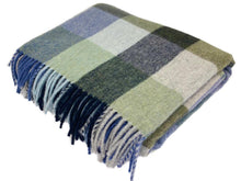 Load image into Gallery viewer, Dunira Merino Lambswool Throw - Topaz