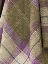 Load image into Gallery viewer, Skye Shetland Pure New Wool Throw - Heather