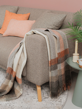 Load image into Gallery viewer, Woodale Pure New Wool Shetland Throw - Blush