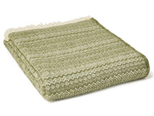 Load image into Gallery viewer, Fair Isle Pure New Wool Throw
