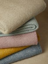 Load image into Gallery viewer, Honeycomb Pure New Wool Throw - Oatmeal