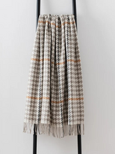 Load image into Gallery viewer, Carroglen Merino Lambswool Throw - Mushroom