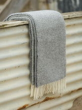 Load image into Gallery viewer, Illusion Pure New Wool Throw - Grey