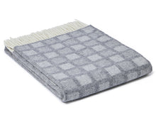 Load image into Gallery viewer, Manhattan Pure New Wool Throws