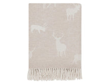 Load image into Gallery viewer, Stag Merino Lambswool Throw - Fawn
