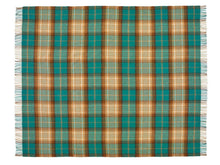 Load image into Gallery viewer, Winterton Merino Lambswool Throw - Jade