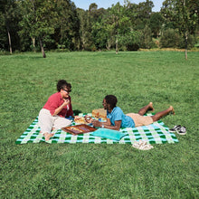 Load image into Gallery viewer, Dock &amp; Bay Picnic Blanket - Apple Tart: Large (170x170cm)
