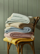 Load image into Gallery viewer, Honeycomb Pure New Wool Throw - Oatmeal
