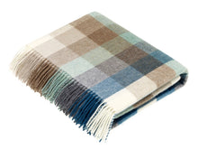Load image into Gallery viewer, Harlequin Check Lambswool Throw - Eucalyptus
