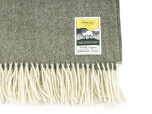 Load image into Gallery viewer, Herringbone Pure New Wool Blanket - Green
