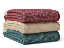 Load image into Gallery viewer, Dune Pure New Wool Throw - Beet
