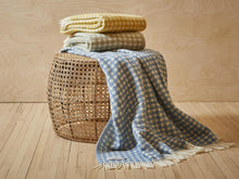 Load image into Gallery viewer, Jacquard Spot Pure New Wool Throw - Oil Yellow
