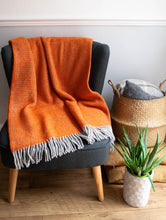 Load image into Gallery viewer, Illusion Pure New Wool Throw - Pumpkin
