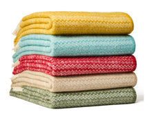 Load image into Gallery viewer, Fair Isle Pure New Wool Throw
